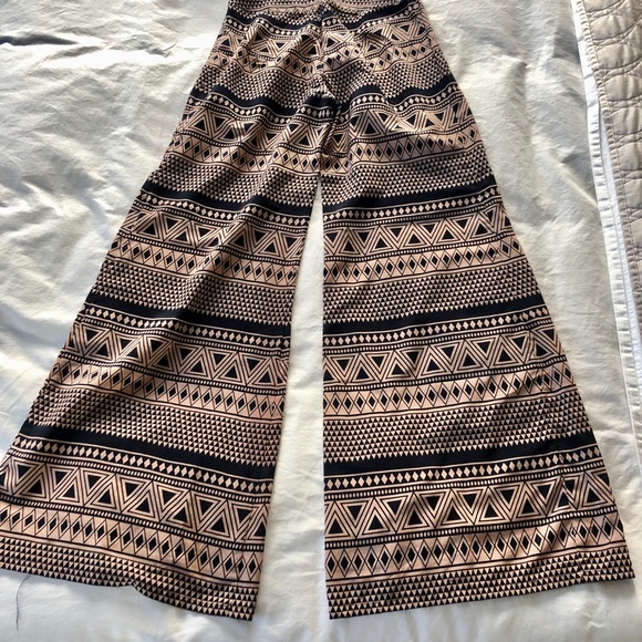 Palazzo Aztec print satin pants - Picture 2 of 2